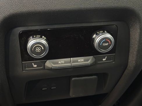 New 2026 GMC Acadia Elevation w/ Elevation Premium Package FWD image 21