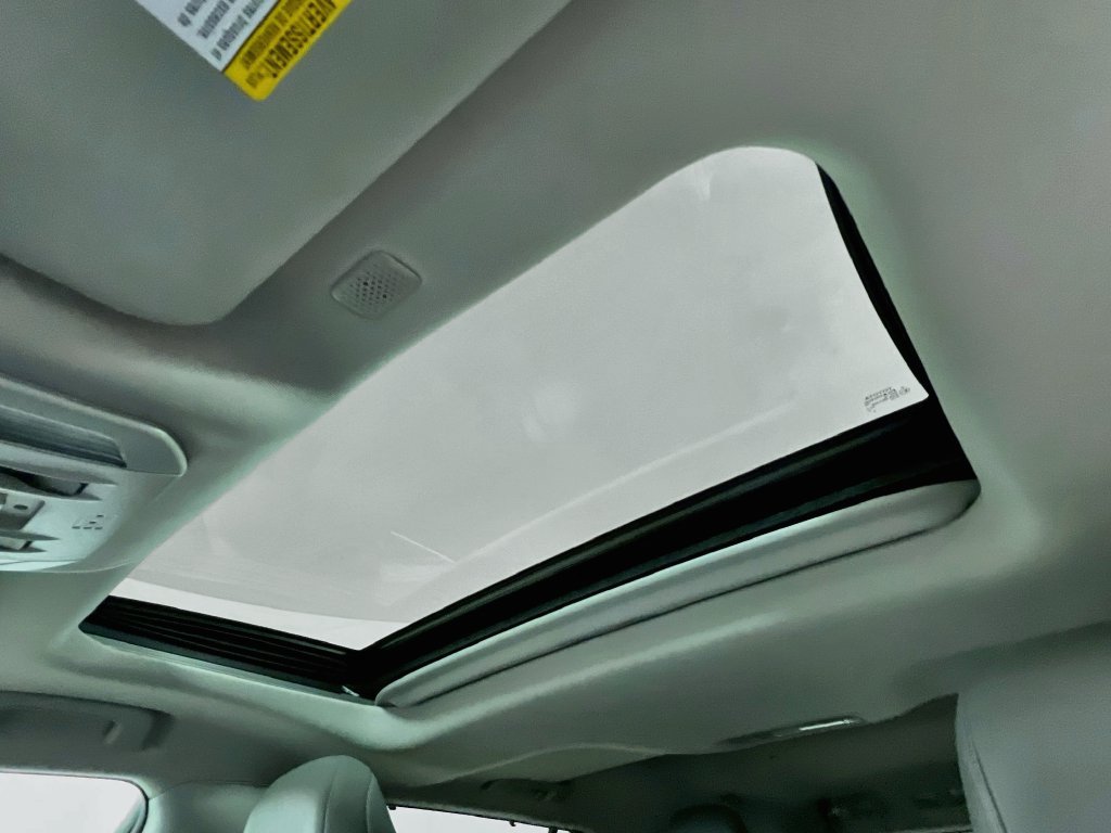 Certified 2020 Toyota Highlander XLE FWD image 18