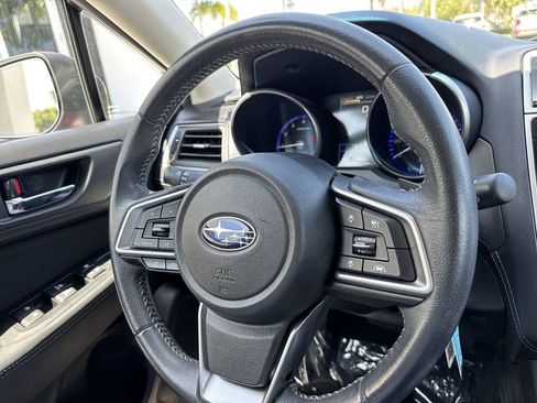 Used 2019 Subaru Outback 2.5i Premium AWD/4WD image 54