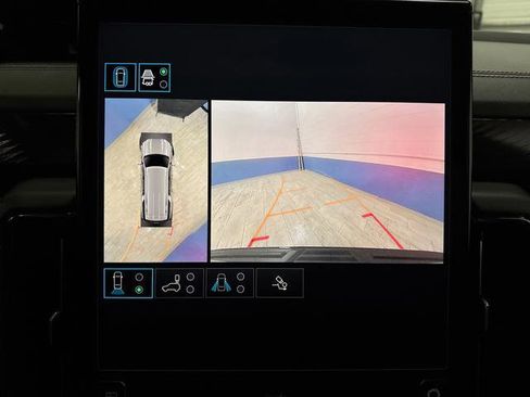 Used 2025 GMC Yukon XL AT4 w/ LPO, Floor Liner Package image 10