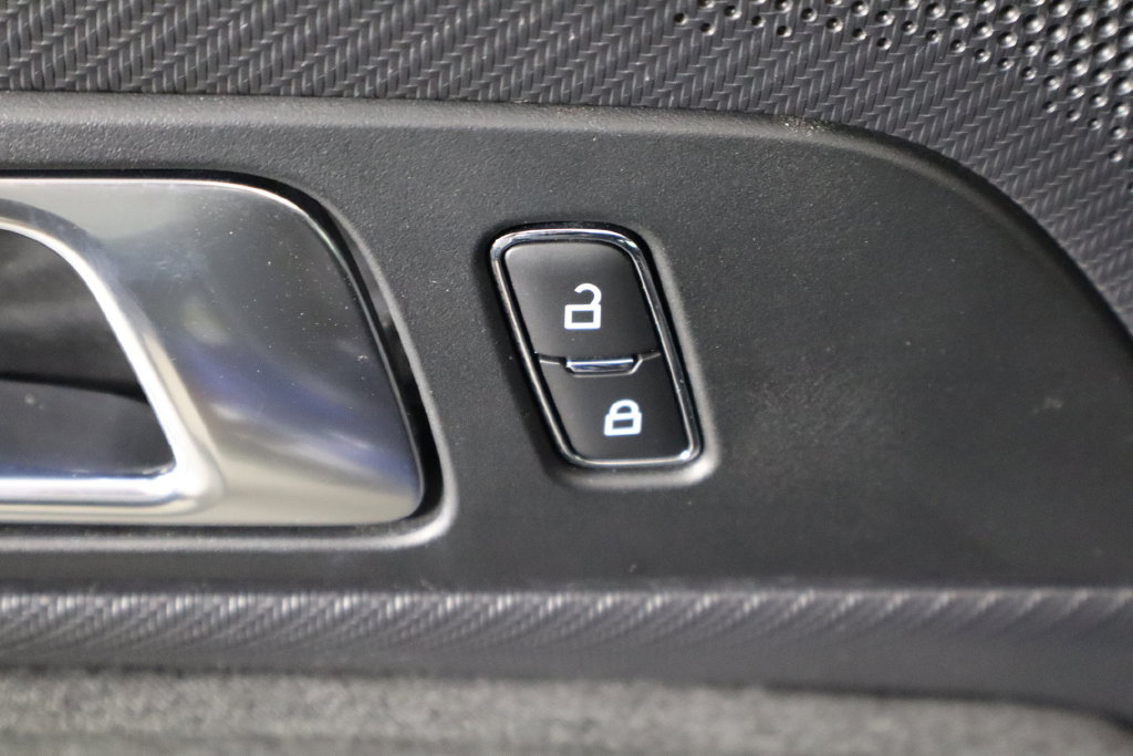 Used 2024 Ford Mustang Coupe RWD image 22