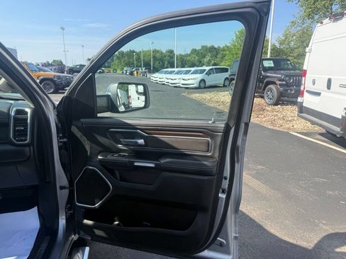 Used 2022 RAM 1500 Laramie AWD/4WD image 55