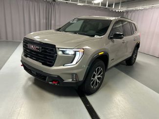 New 2026 GMC Acadia AT4 w/ Luxury Package AWD/4WD video 3