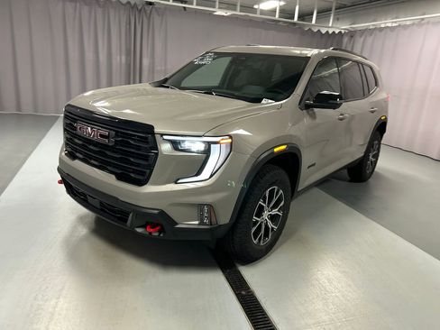 New 2026 GMC Acadia AT4 w/ Luxury Package AWD/4WD image 3