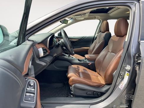 Used 2020 Subaru Outback Touring AWD/4WD image 9