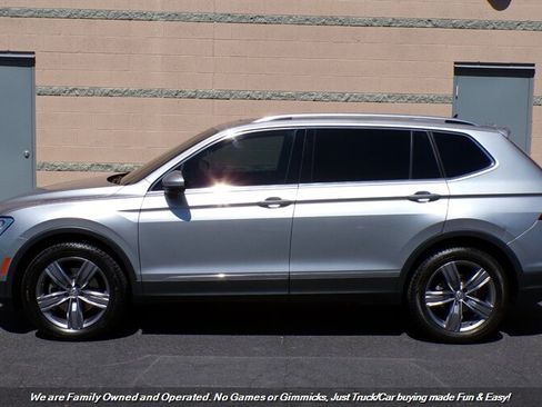 Used 2021 Volkswagen Tiguan S FWD image 5