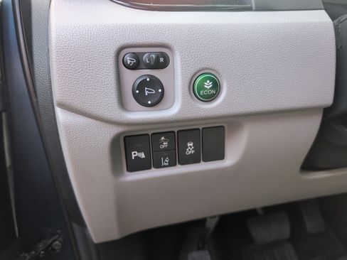 Used 2019 Honda Pilot Elite image 9