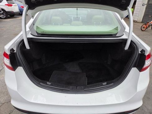 Used 2013 Ford Fusion SE FWD image 27
