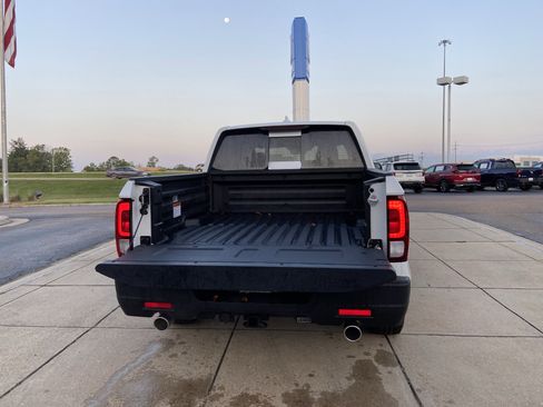 New 2026 Honda Ridgeline RTL image 14