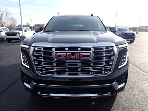 New 2026 GMC Yukon Denali w/ Sun & Power Step Package image 2