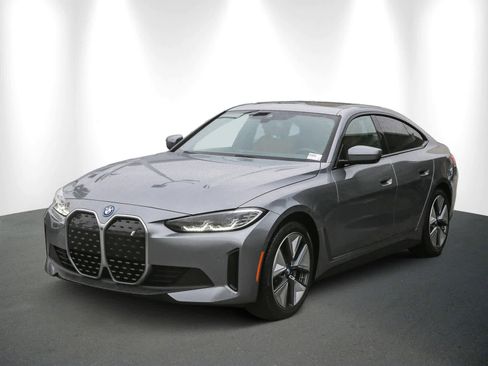 Certified 2023 BMW i4 eDrive35 w/ Premium Package image 3