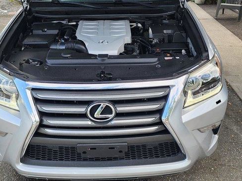 Used 2015 Lexus GX 460 w/ Premium Package AWD/4WD image 14