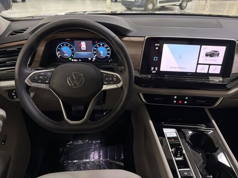 New 2026 Volkswagen Atlas SE image 28