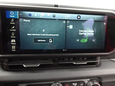 Used 2024 Jeep Wrangler Unlimited Rubicon 4xe image 36