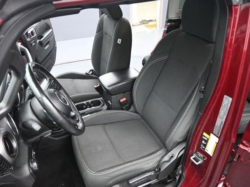 Used 2021 Jeep Wrangler Unlimited Sport image 11