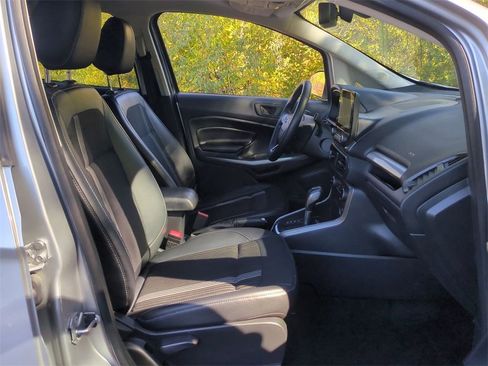 Used 2019 Ford EcoSport SES image 28
