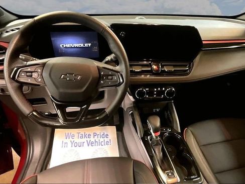 Used 2025 Chevrolet TrailBlazer RS w/ Convenience Package image 7