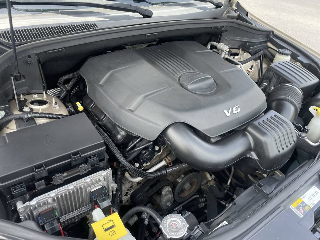 Used 2014 Jeep Grand Cherokee Limited AWD/4WD image 16