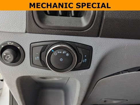 Used 2018 Ford Transit 250 130 Low Roof w/ Exterior Upgrade Package RWD image 21