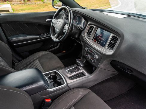 Used 2023 Dodge Charger SXT RWD image 12