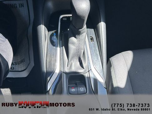 Used 2022 Toyota Corolla LE w/ Carpet Mat Package (TMS) FWD image 18