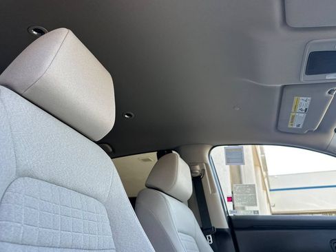 Certified 2026 Honda HR-V LX image 18