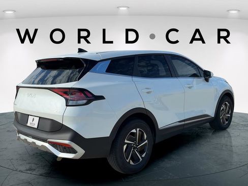 Certified 2025 Kia Sportage LX FWD image 30