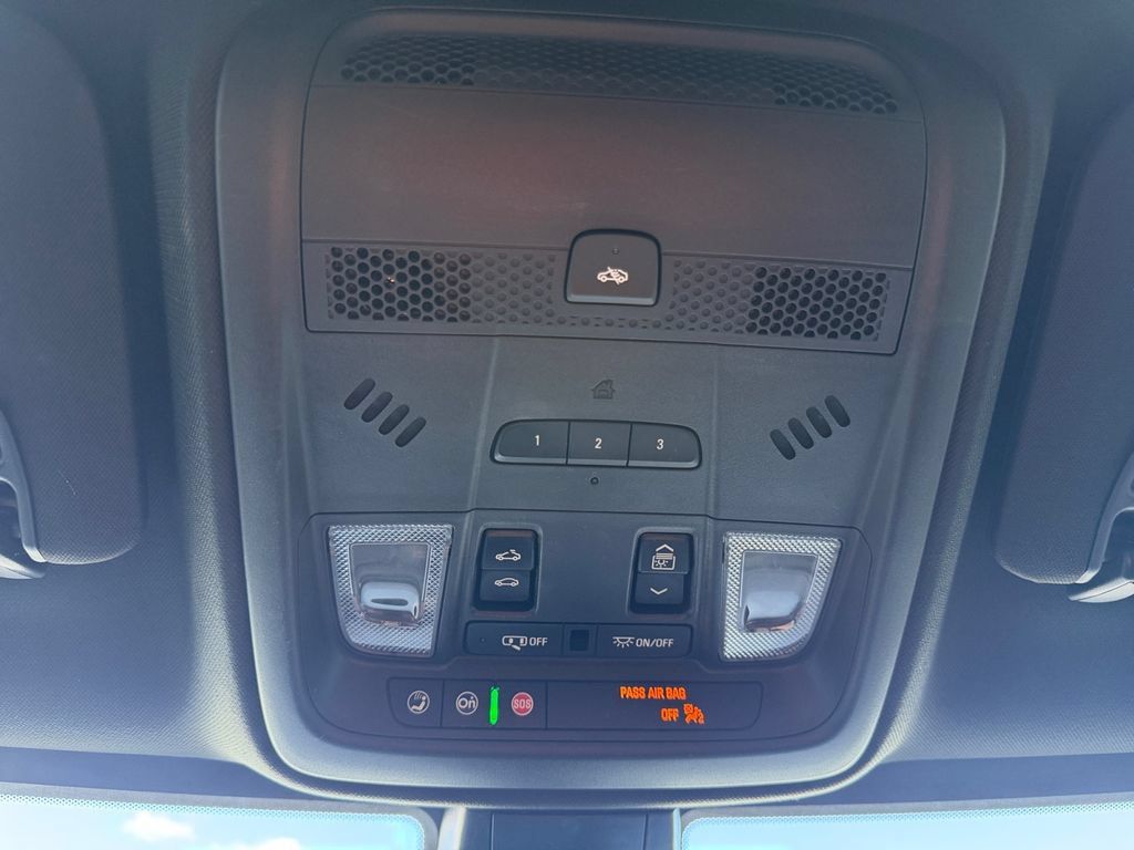 Used 2023 Cadillac XT5 Sportv w/ Technology Package AWD/4WD image 22