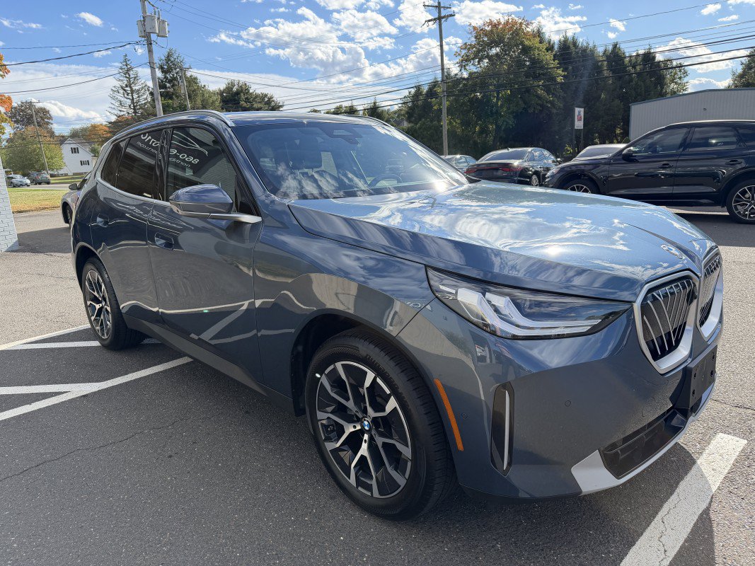 Used 2026 BMW X3 xDrive30i w/ Premium Package AWD/4WD image 4