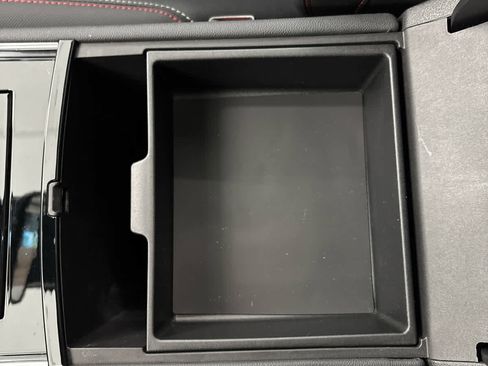 Used 2024 Chevrolet Traverse RS w/ LPO, Floor Liner Package image 31