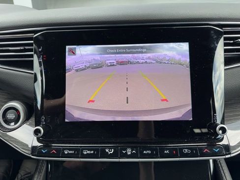 Used 2022 Jeep Wagoneer Series II image 8