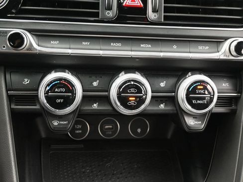 Used 2023 Genesis G70 2.0T w/ Sport Prestige Package image 17