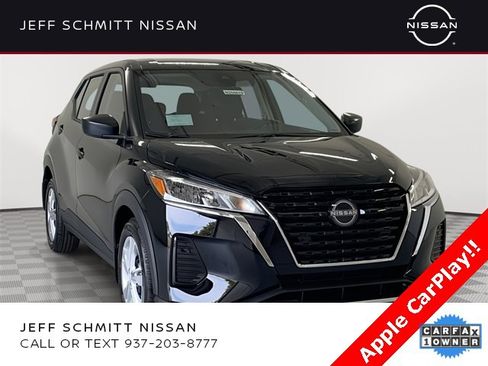 Certified 2025 Nissan Kicks Play S image 1