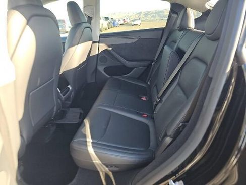 Used 2026 Tesla Model Y AWD image 4