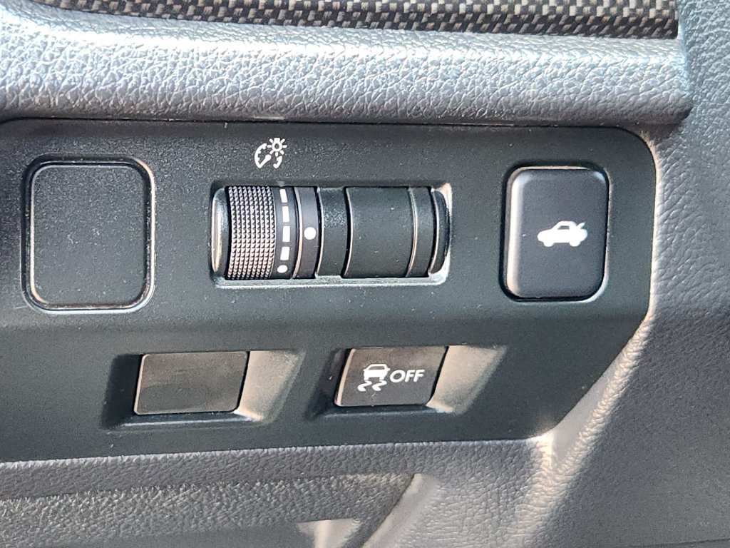 Used 2018 Subaru WRX AWD/4WD image 12