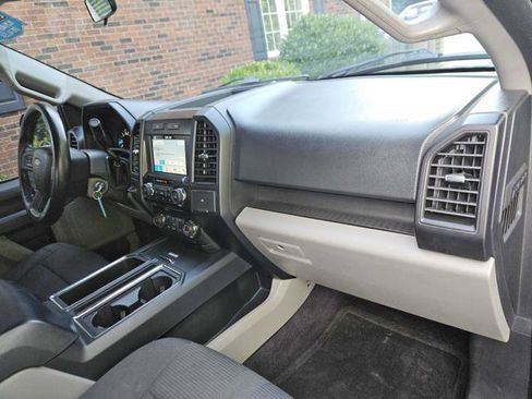Used 2017 Ford F150 XL w/ Equipment Group 101A Mid RWD image 32