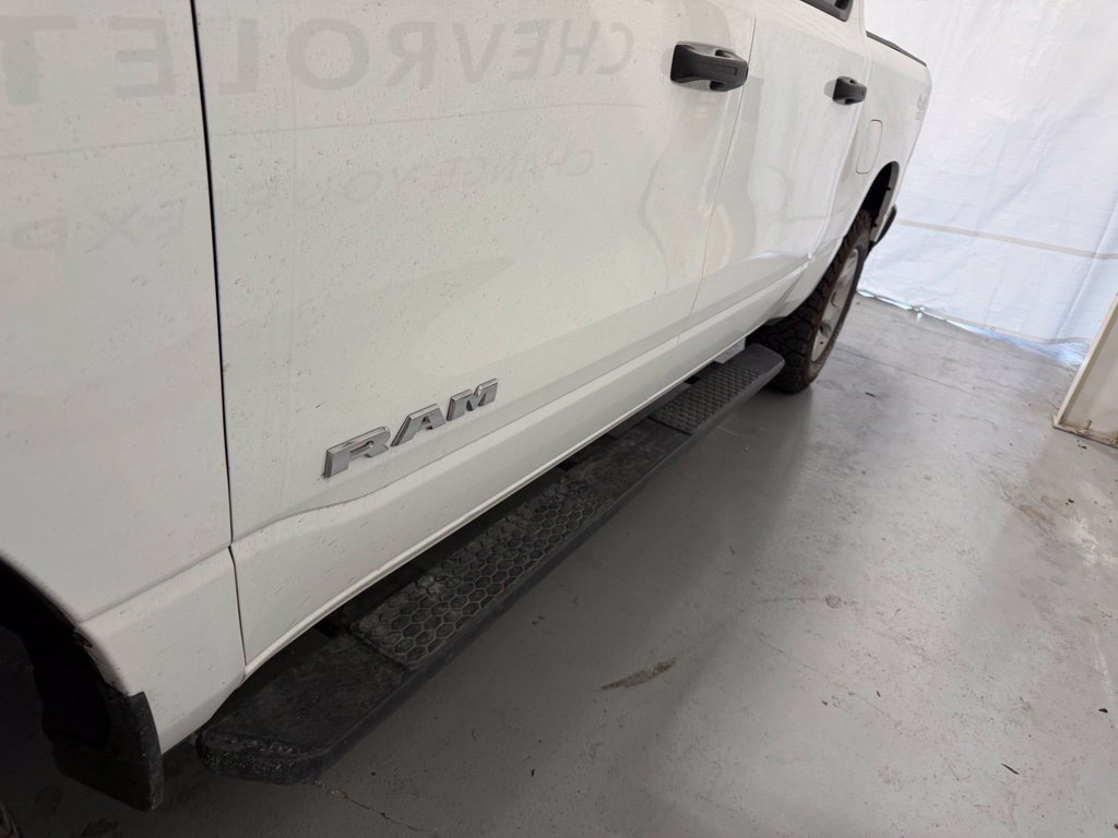 Used 2023 RAM 1500 Big Horn AWD/4WD image 9