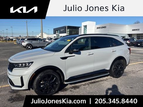 Used 2022 Kia Sorento SX image 1