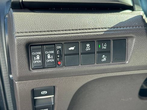 Used 2019 Honda Odyssey EX-L image 16