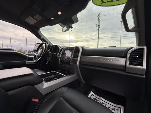 Used 2021 Ford F250 Lariat w/ Lariat Ultimate Package image 22