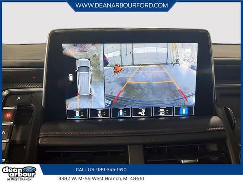 Used 2021 Chevrolet Suburban RST w/ Luxury Package image 18