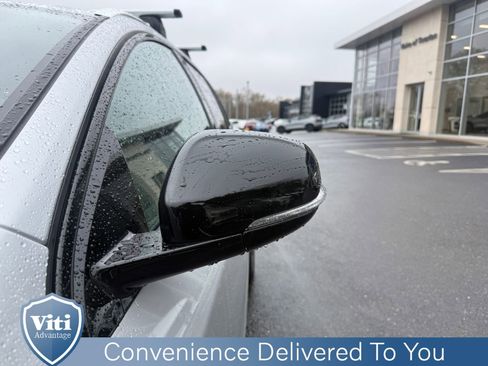 Used 2018 Volvo V60 T5 Cross Country AWD/4WD image 11