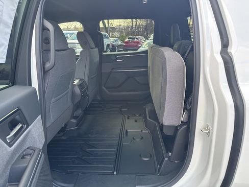 New 2026 GMC Sierra EV Elevation image 40