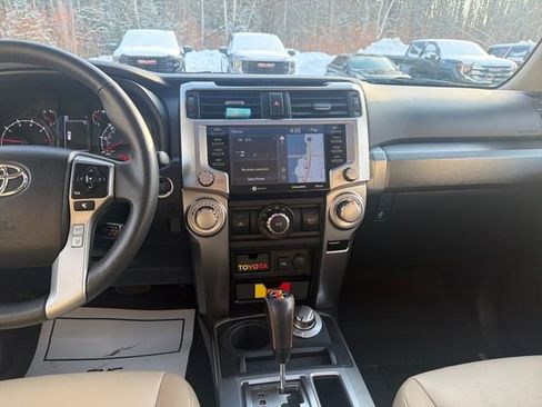 Used 2020 Toyota 4Runner SR5 Premium w/ Moonroof Package image 31