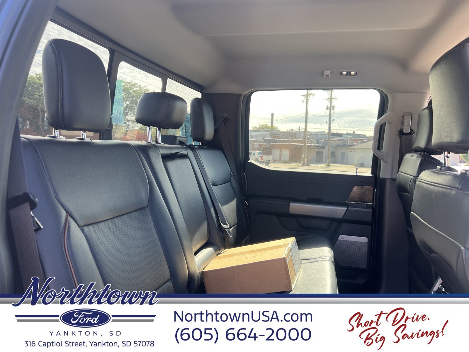 New 2026 Ford F250 Lariat w/ Black Appearance Package AWD/4WD image 30
