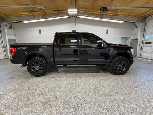 Used 2022 Ford F150 XLT w/ Equipment Group 302A High AWD/4WD image 5