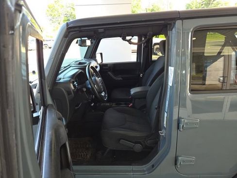 Used 2015 Jeep Wrangler Unlimited Sport w/ Dual Top Group AWD/4WD image 13