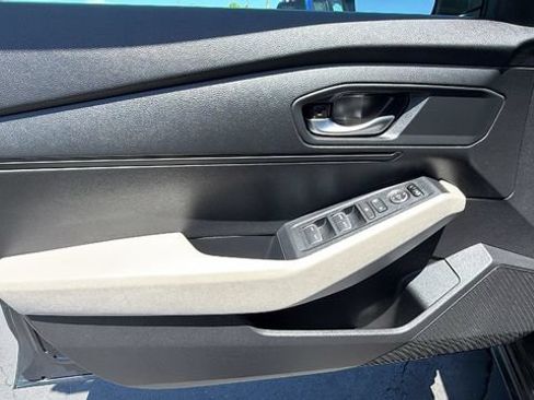 Used 2024 Honda Accord LX image 17