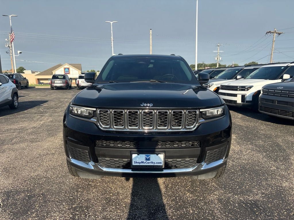 Used 2023 Jeep Grand Cherokee L Laredo AWD/4WD image 2