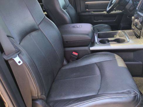 Used 2018 RAM 2500 Laramie w/ Sport Appearance Group AWD/4WD image 22